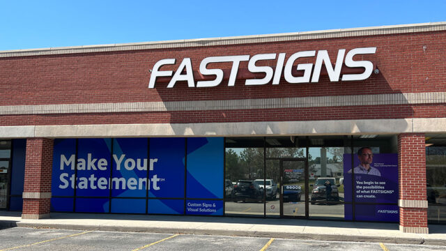 fastsigns_1